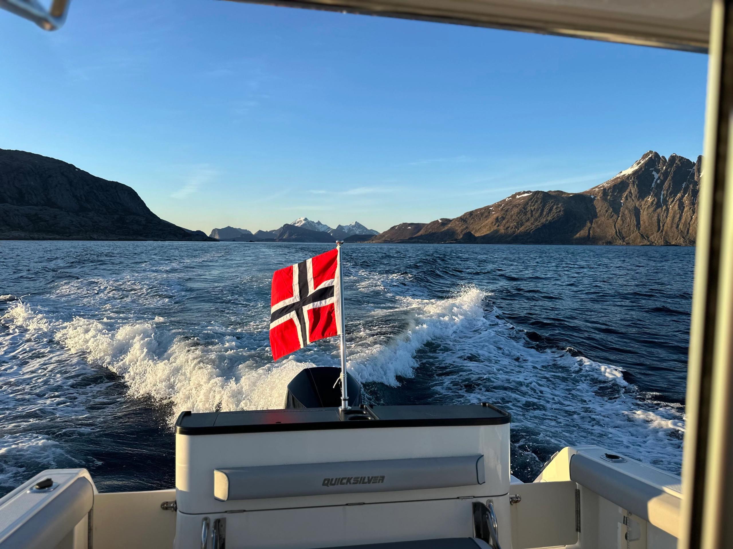 Private exclusive boat sightseeing - 3 hours