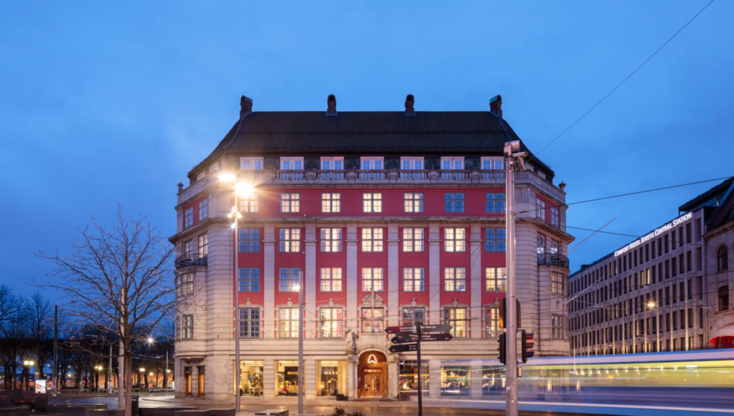 Amerikalinjen seen from Jernbanetorget