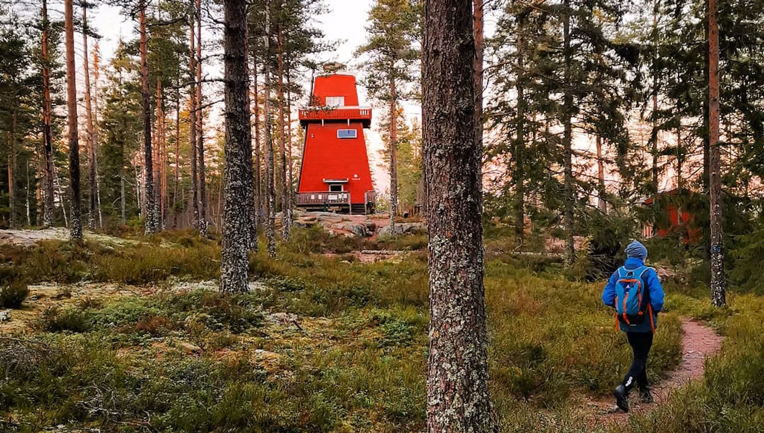 a red tower