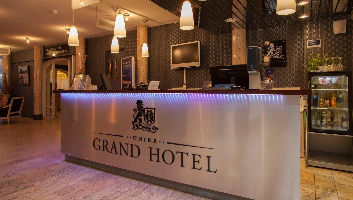 Picture of the reception desk