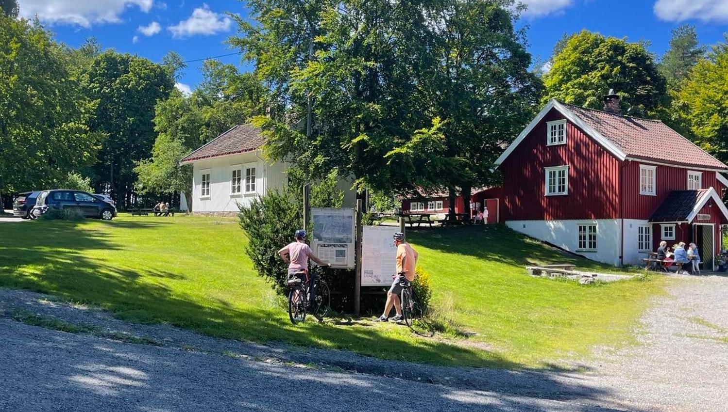 Syklister på tunet