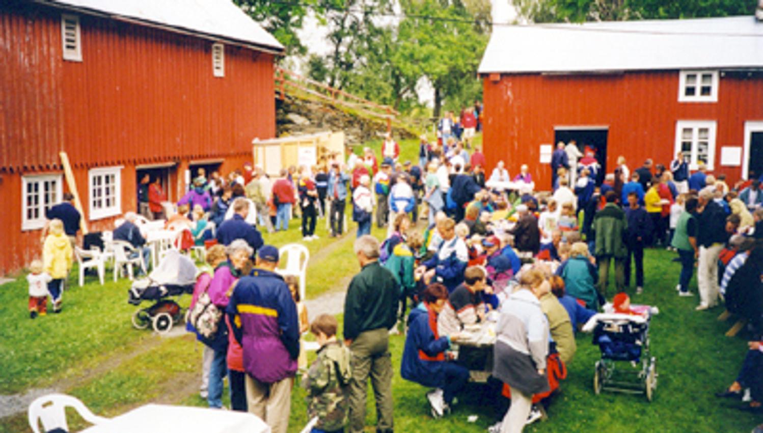 Bygdetunet i sommersesongen
