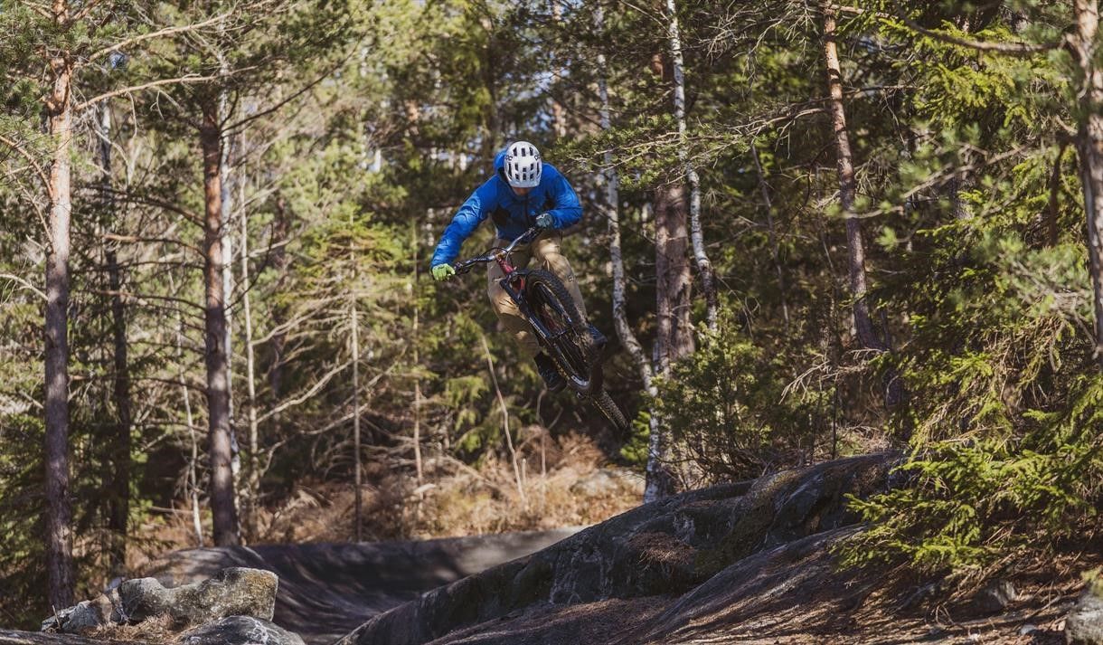 Trail cycling in the archipelago