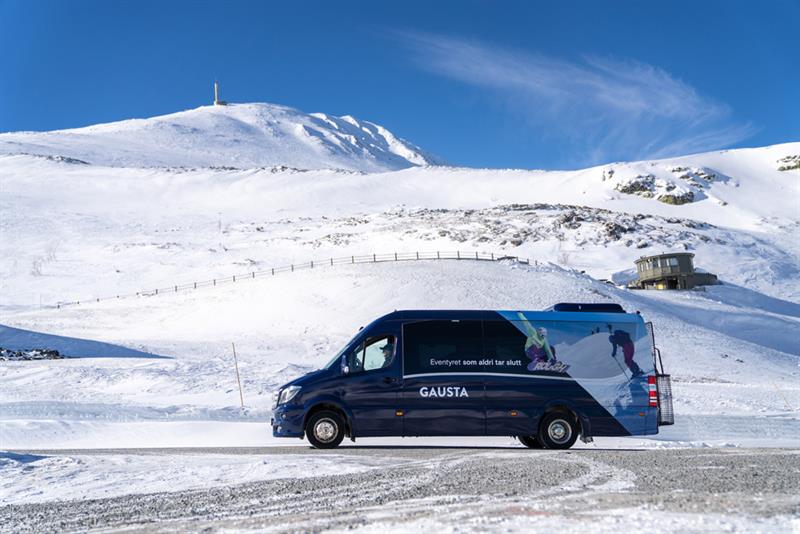 Shuttle bus that runs in the Gausta area