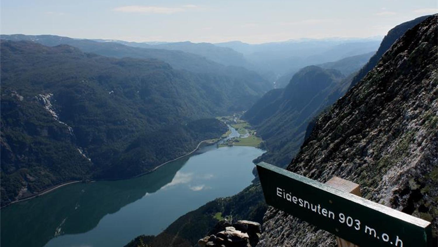 Utsikt frå Eidesnuten