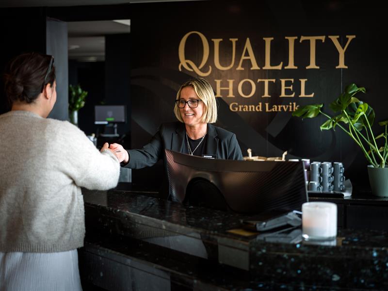 QH Larvik - Reception 