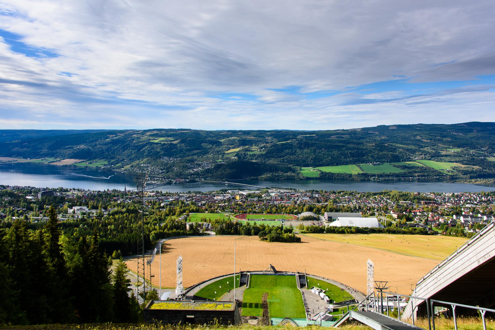 _IB87398-Hoppbakken-IanBrodie-VisitLillehammer