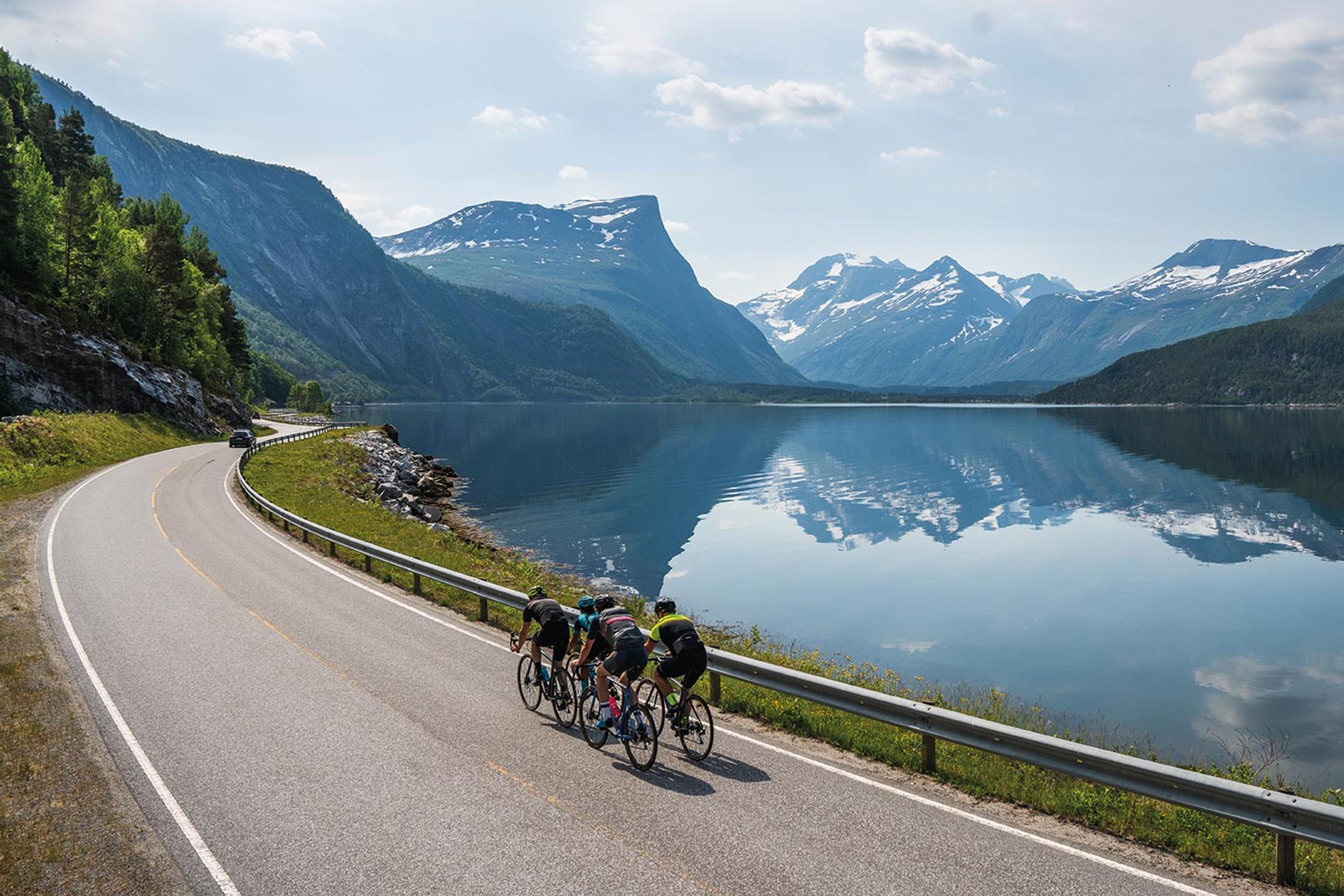 The Classic Fjord Tour - Discover Sunnmøre and Romsdal from a bike