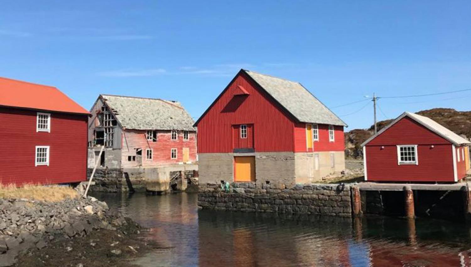 Sjøhus på Leira