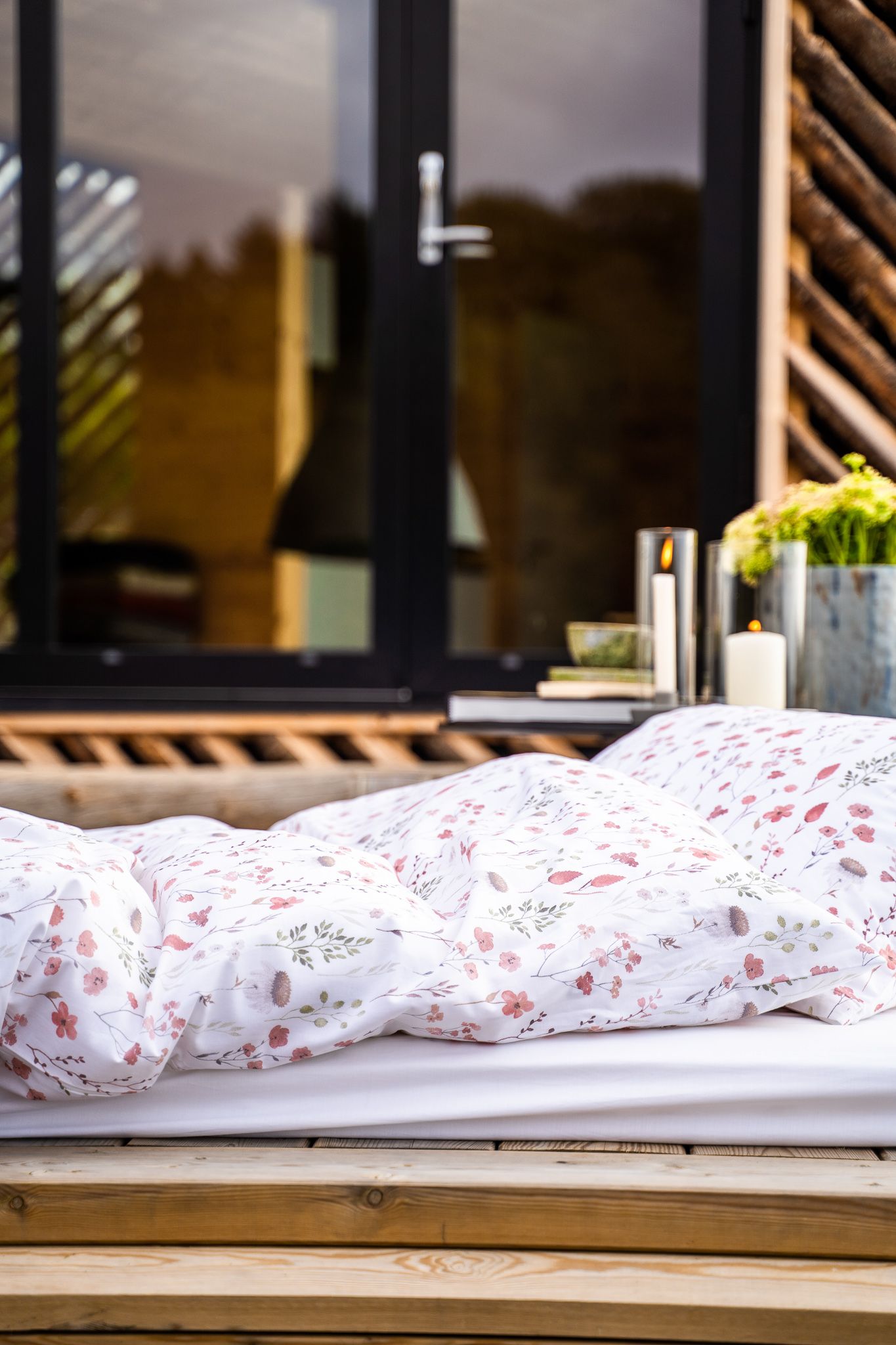Duvet in front of cabin