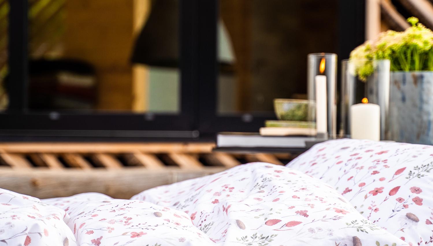 Duvet in front of cabin