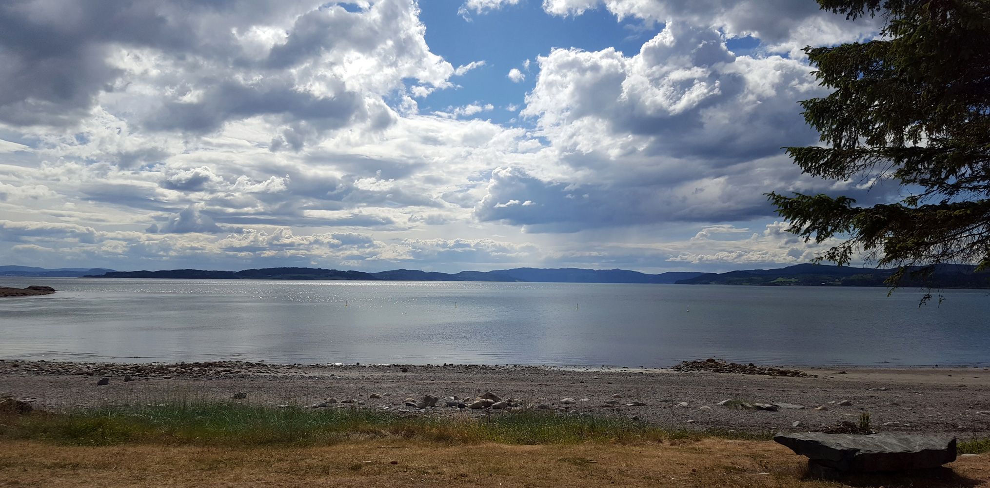 Inderøy-Sundsand-Foto-Visit-InnherredStrand-Fjord-Sjø-(2)