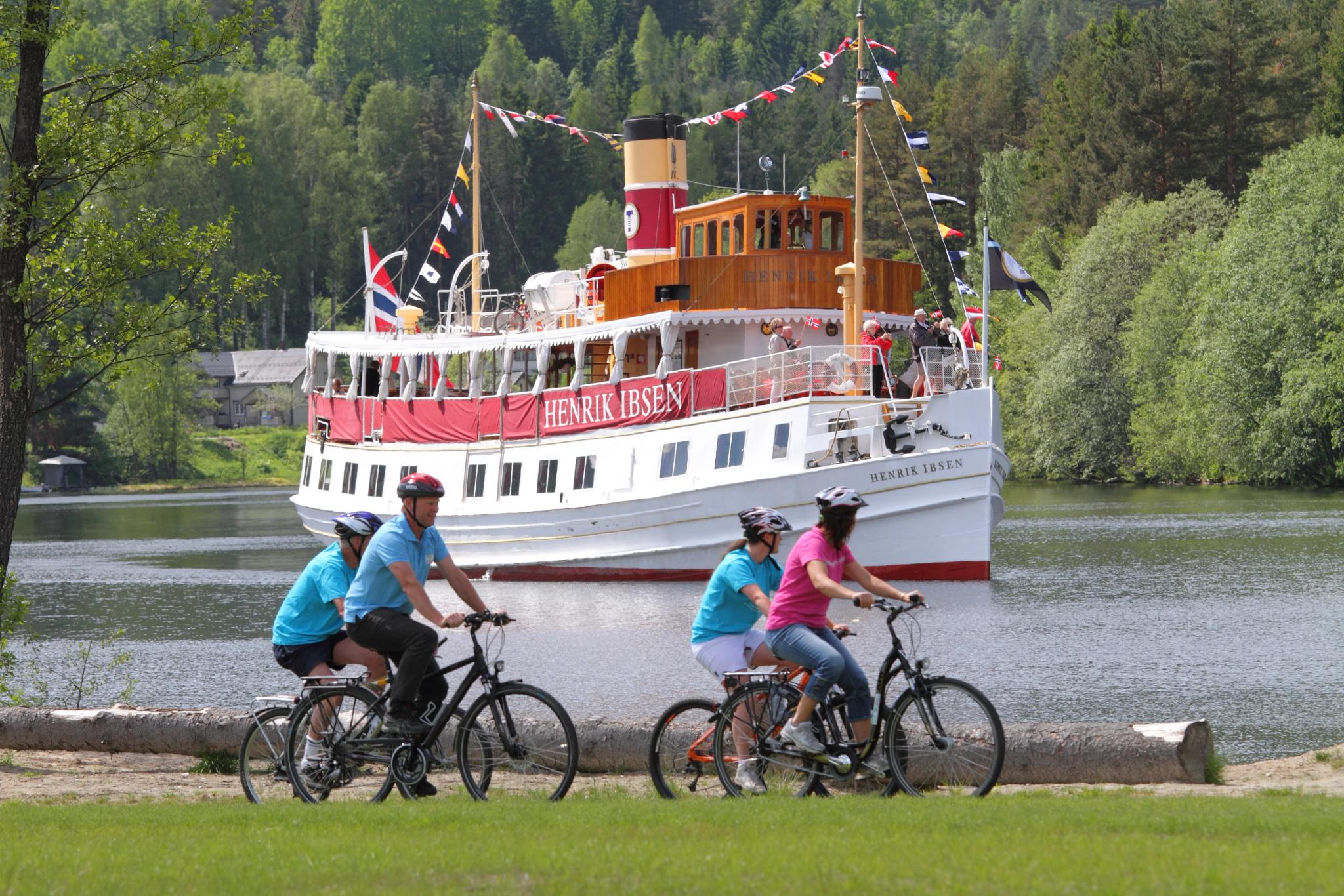 Sykkel i Telemark - sykle langs den flotte Telemarkskanalen på en rute som strekker seg fra Dalen til Ulefoss.