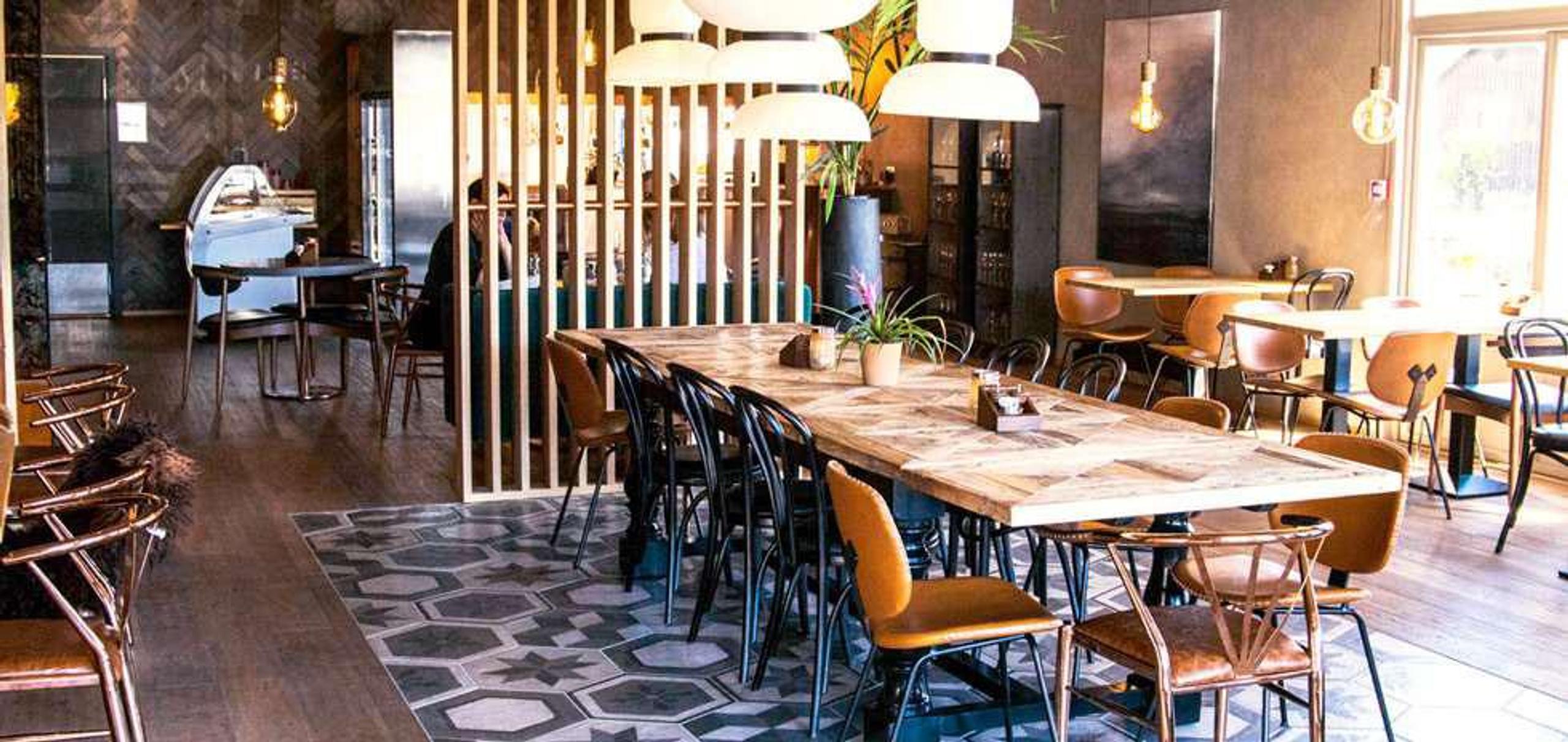 The restaurant - Annis
