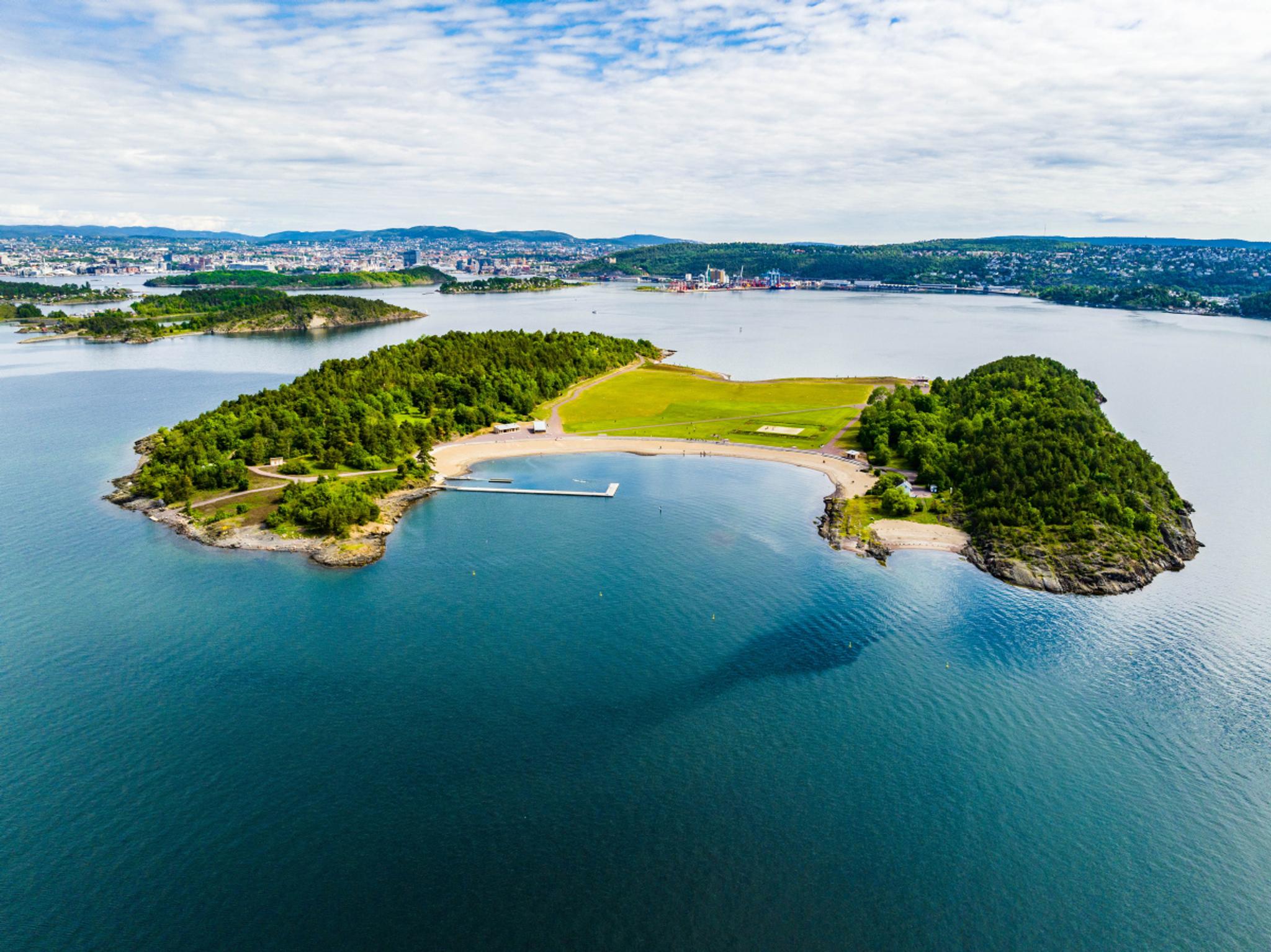 drone picture of Langøyene
