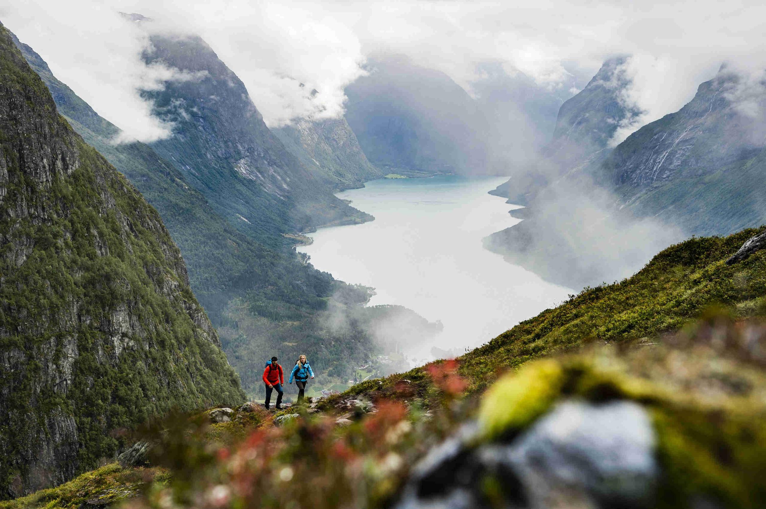 Hiking Trails at Mt. Hoven (1011 m.) | Loen Skylift