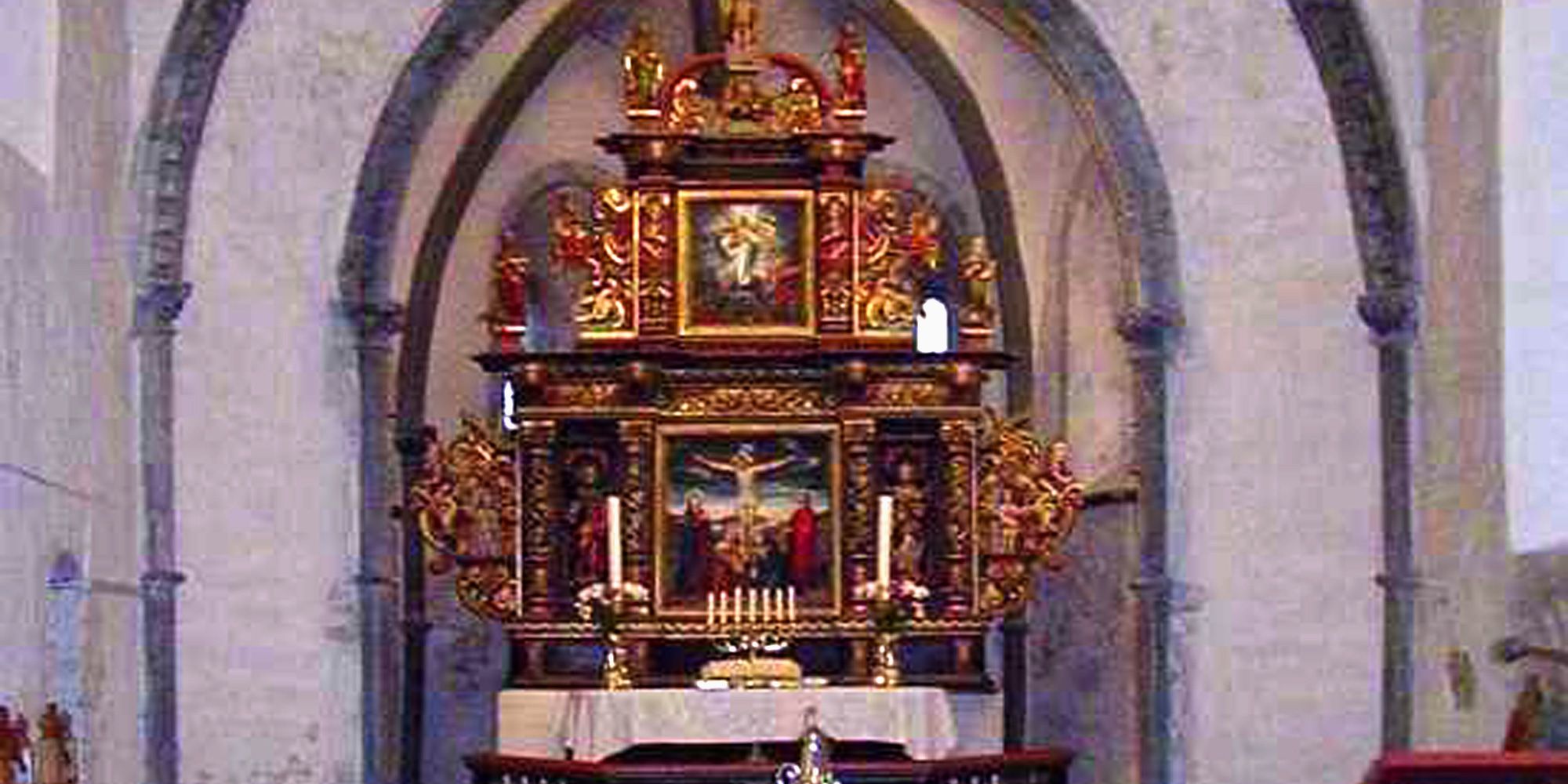 Alstadhaug kirke i Levanger Kommune - alteret