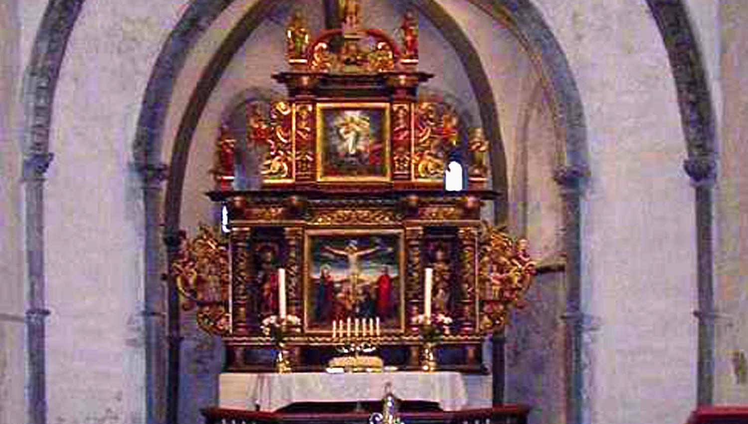 Alstadhaug kirke i Levanger Kommune - alteret