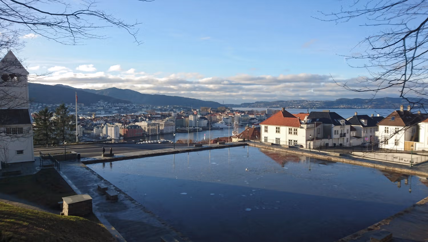 Guided hike: "On Top of Bergen"