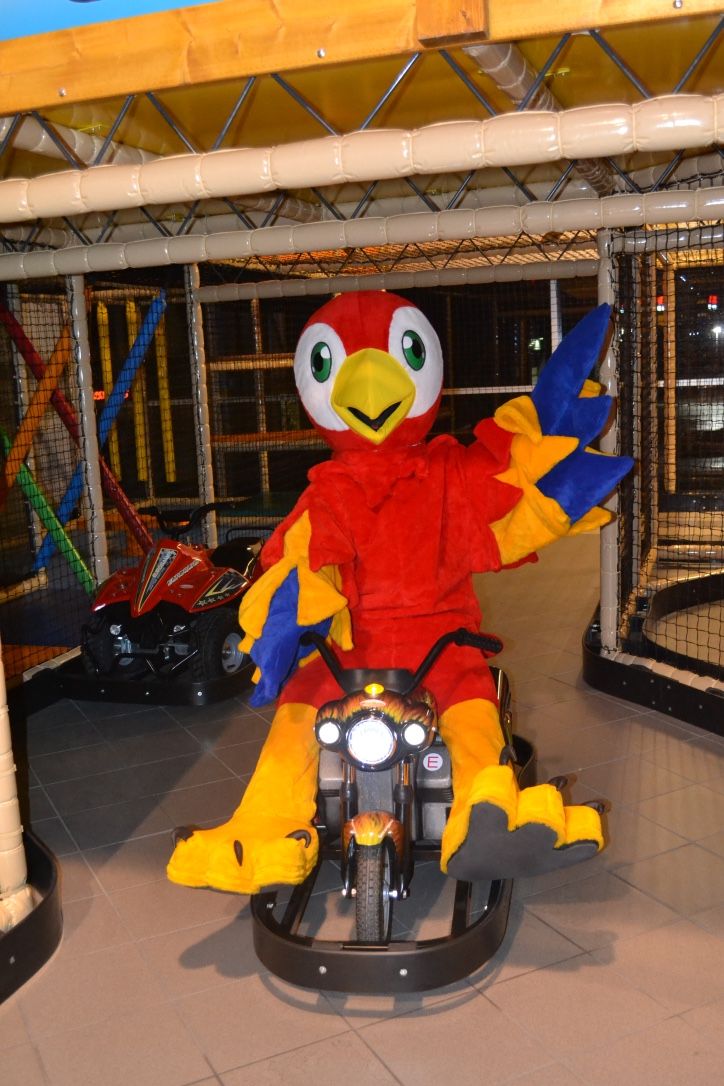 Amigo's mascot
