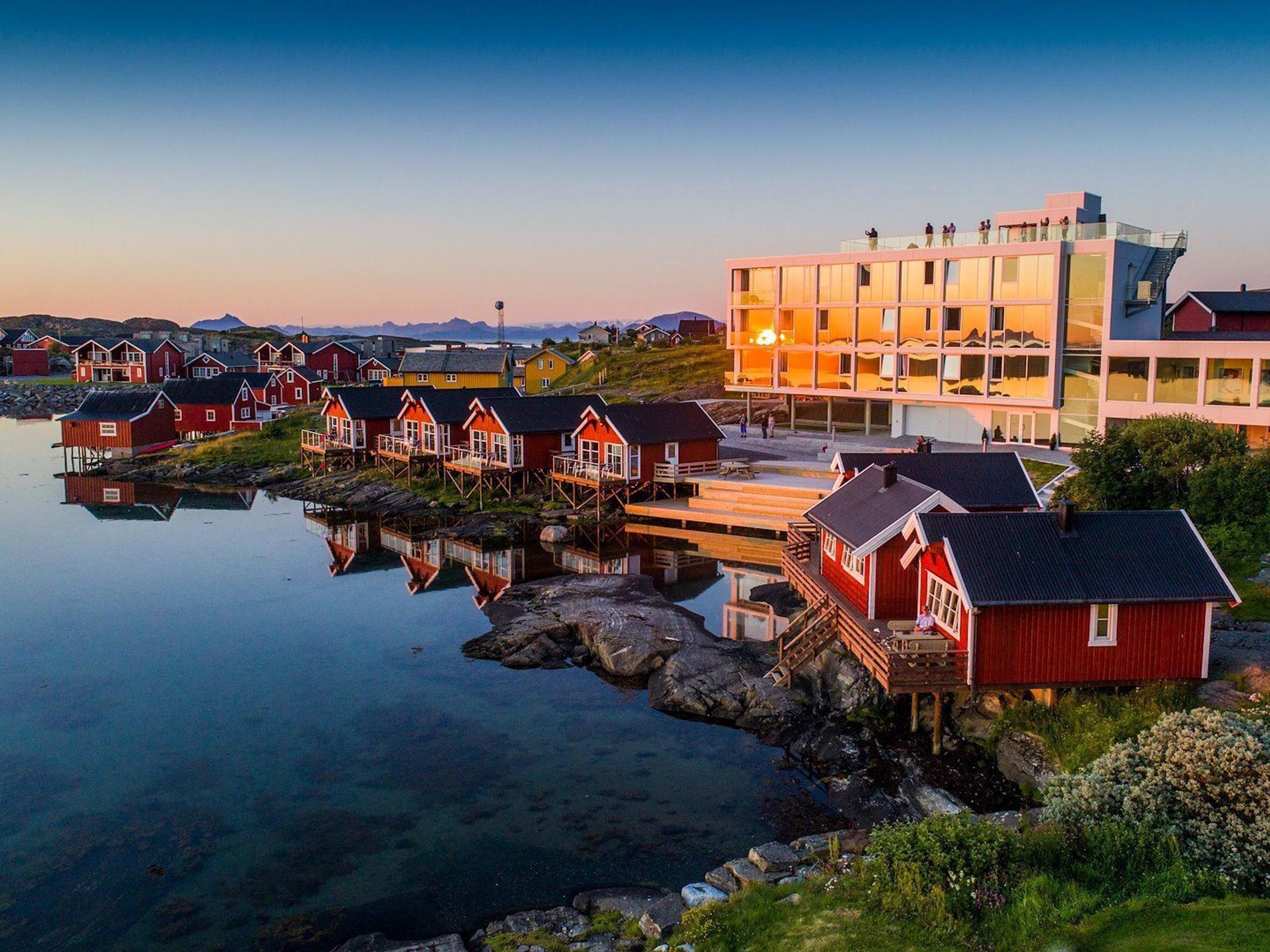 Lovund Hotel