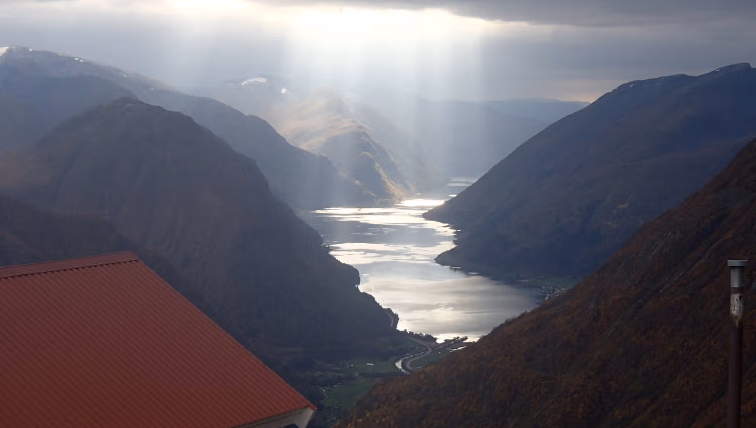 Flatbrehytta høgfjellshytte, Fjærland