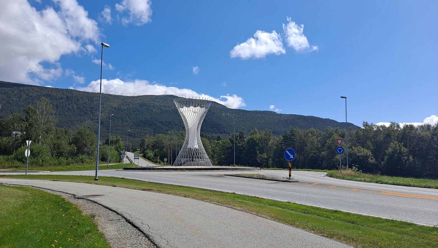 Flotte fjell i bakgrunnen - like ved Opsangervatnet på Husnes