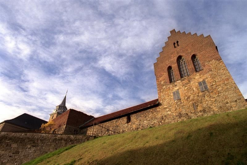 The fortress seen from a worm's-eye view in daylight.