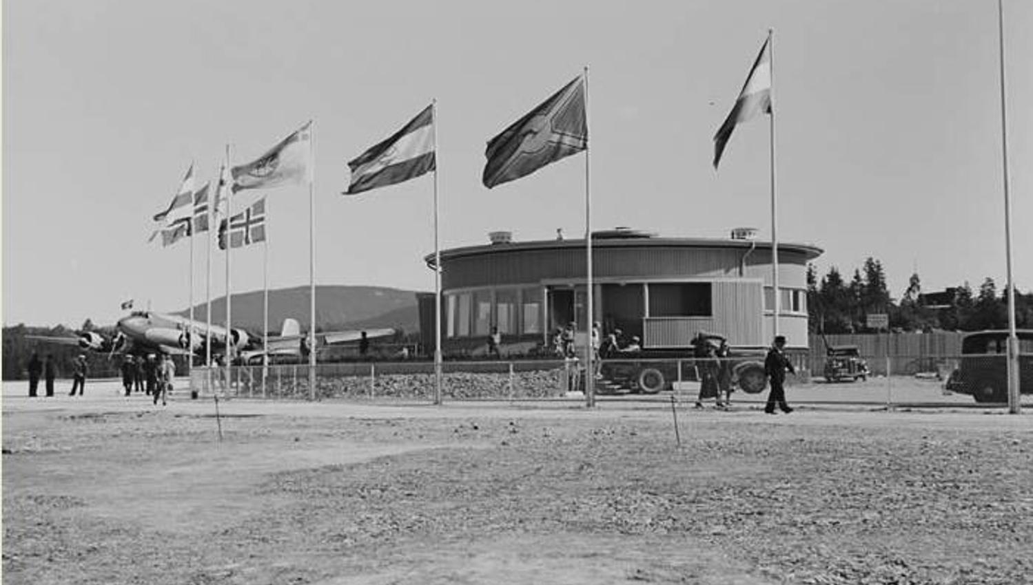 First building at Fornebu airport - round cafe Caravelle