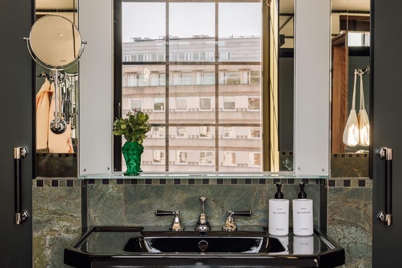 Detail of sink