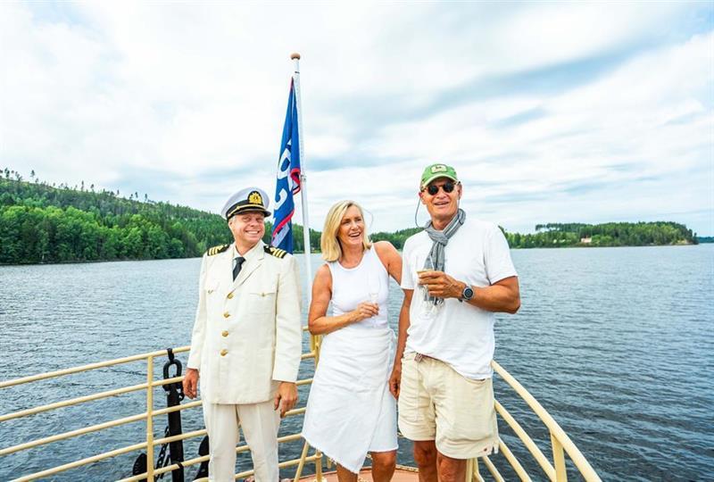 MS Yrja – Sparkling Wine Cruise with Sigurd Sollien