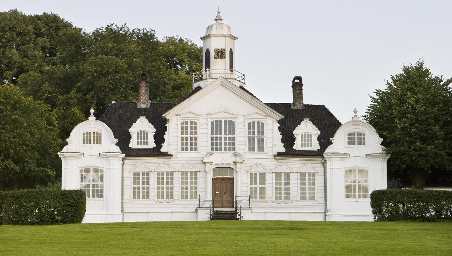 Damsgård Country Mansion