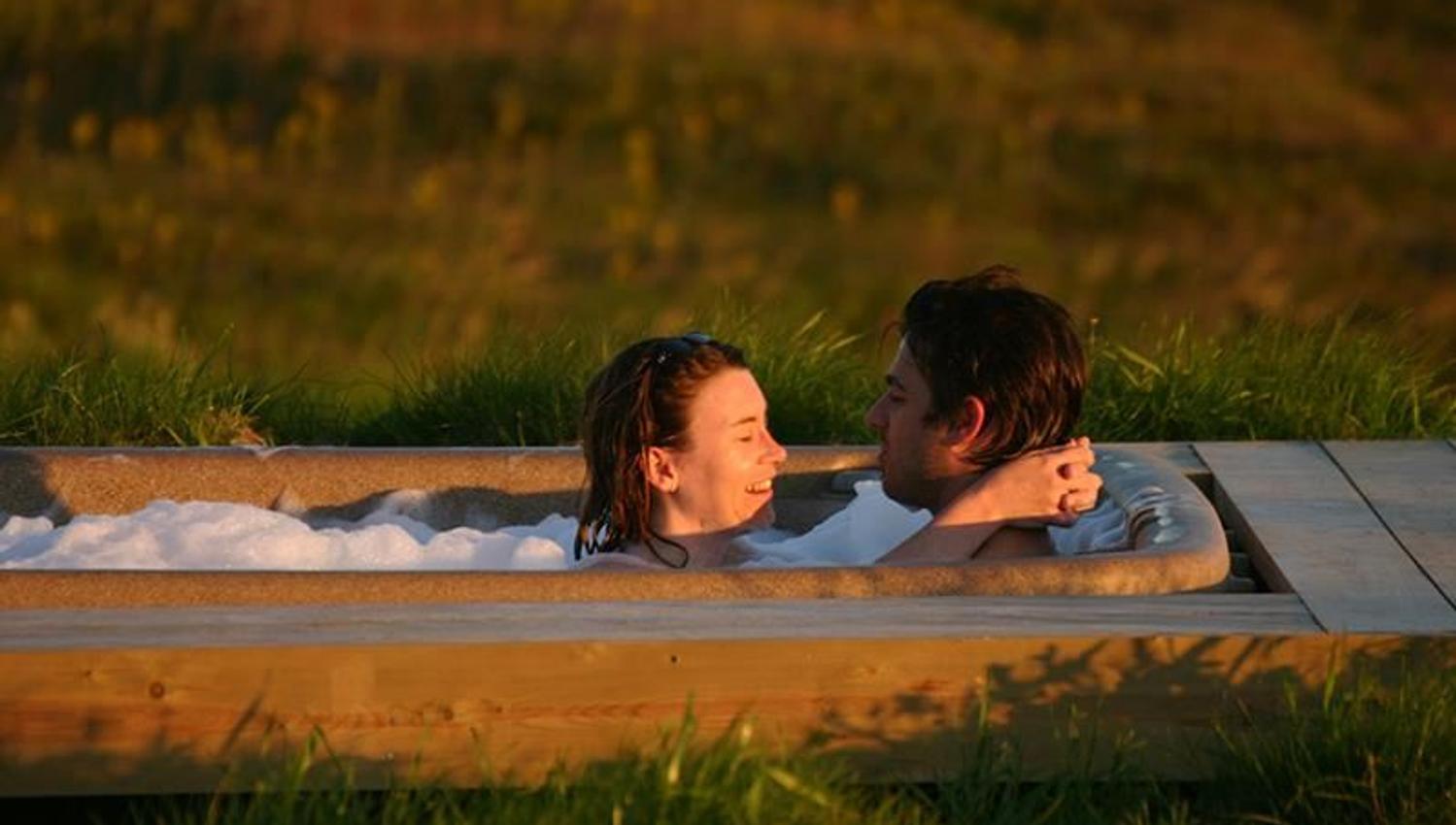 Hot pools på Stave Camping