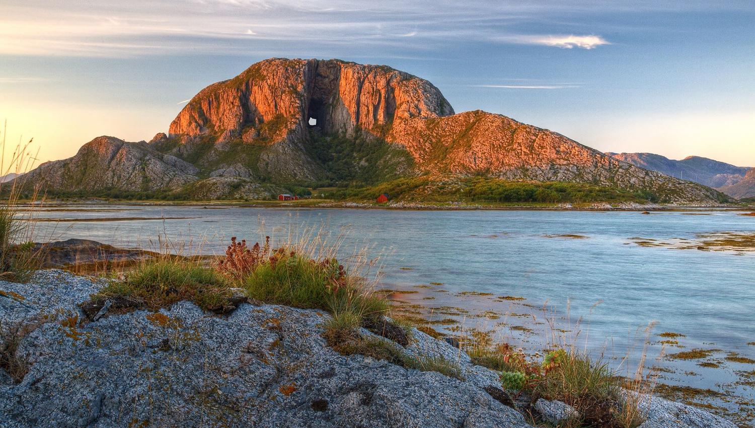 Torghatten Camping
