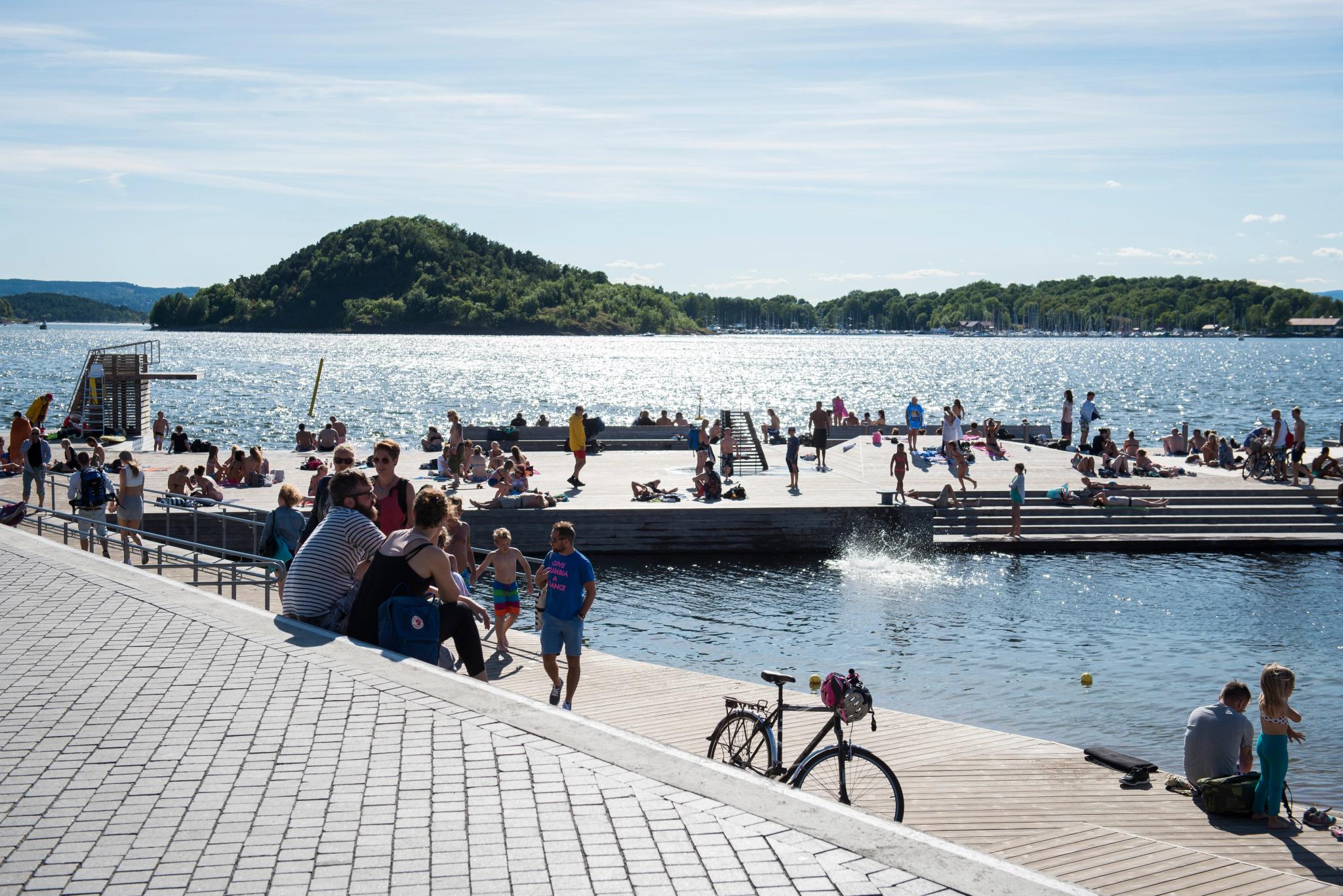 Sørenga sea water pool