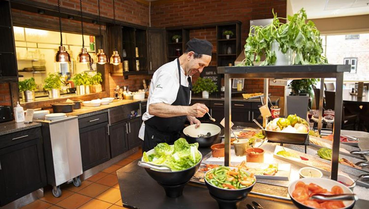 buffet at Home Hotel Bryggeparken