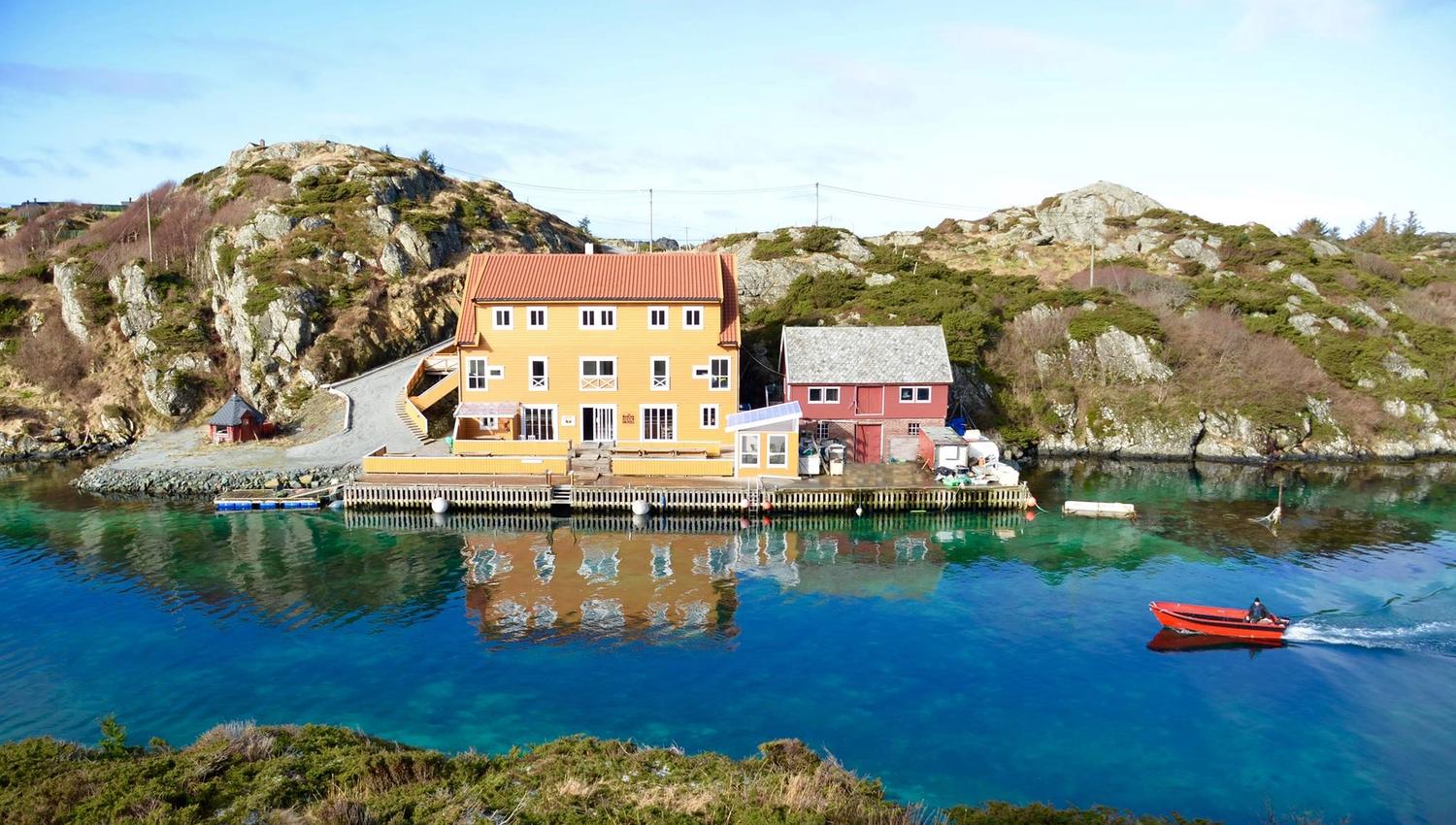 Røvær Havhotell