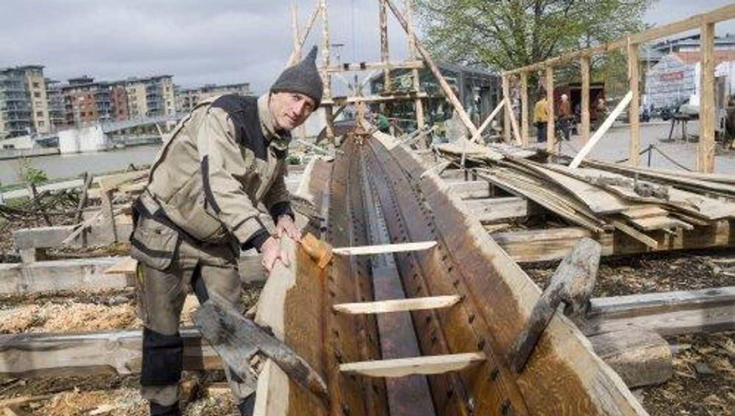 Mann som jobber på Klåstadskipet