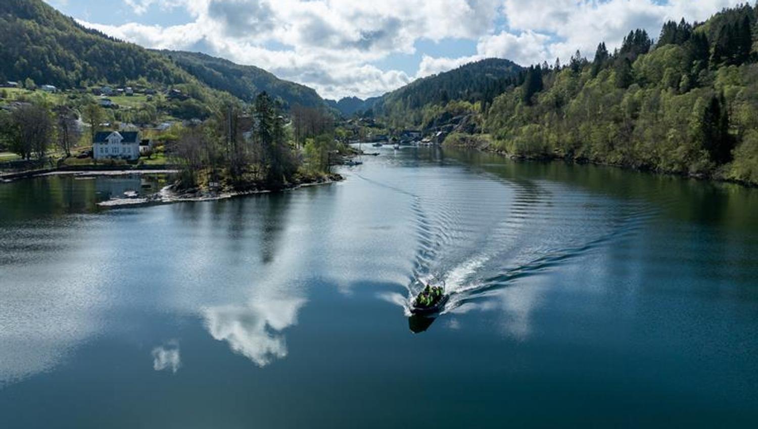 Osterøy e-bike tour with fjord lunch and RIB return to Bergen