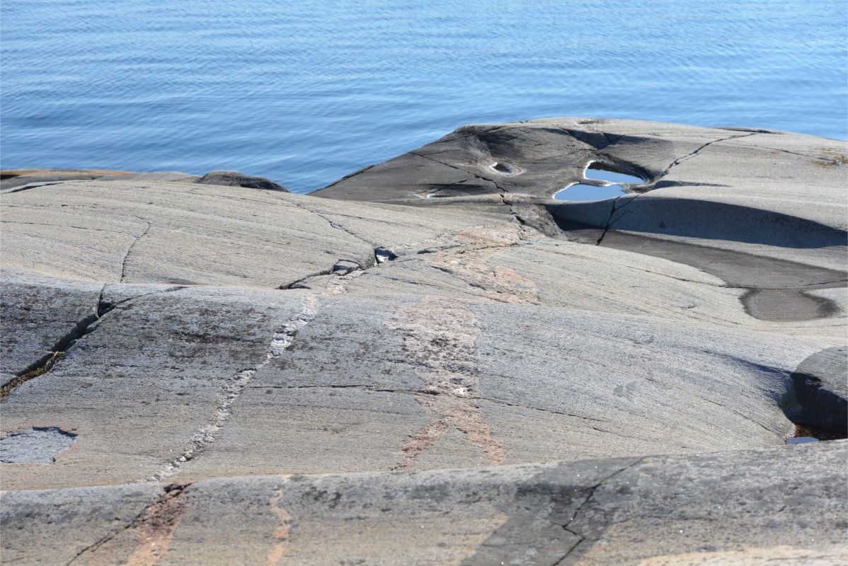 The polished rocks at Stangnes