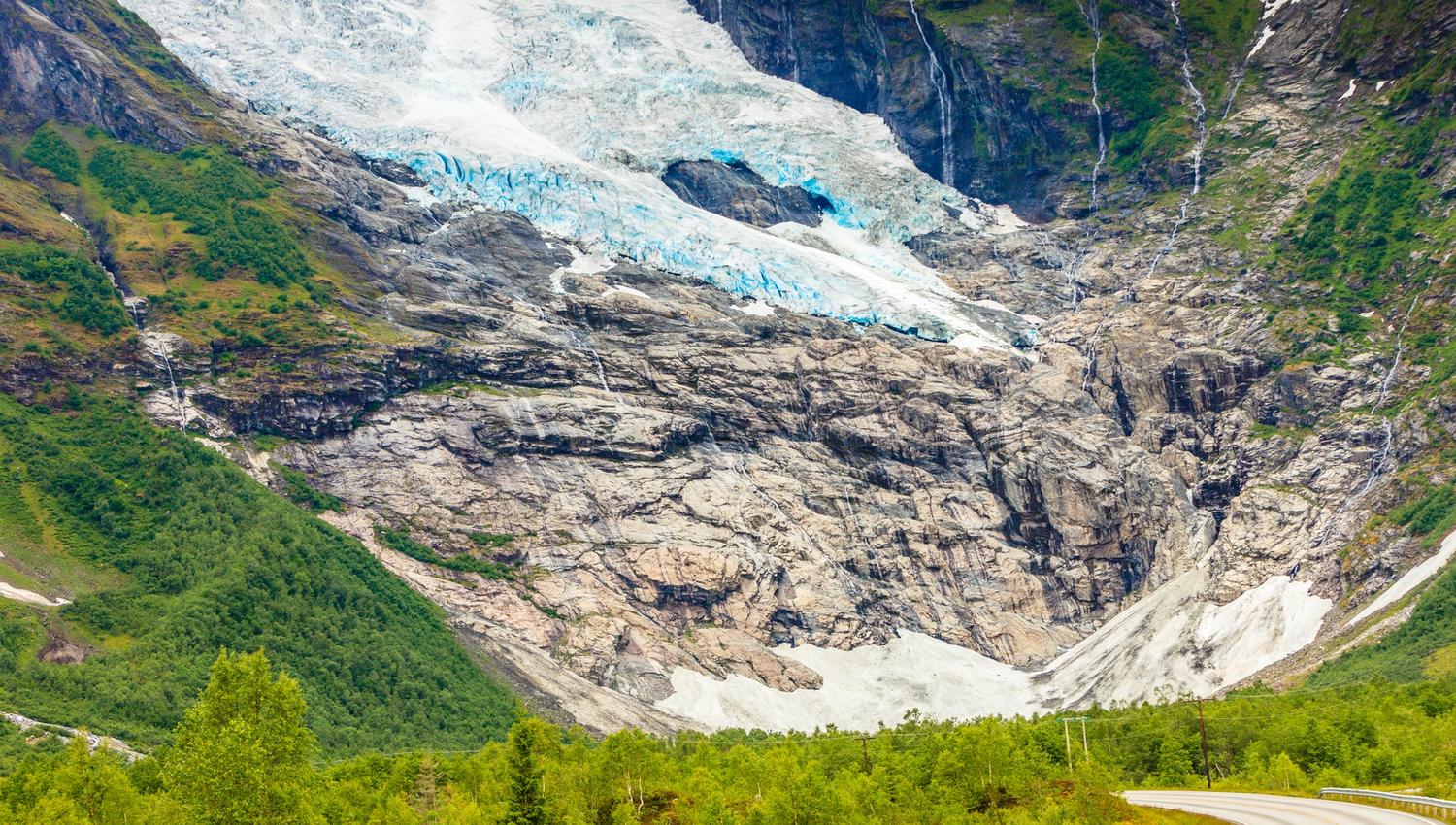 Bøyabreen Glacier