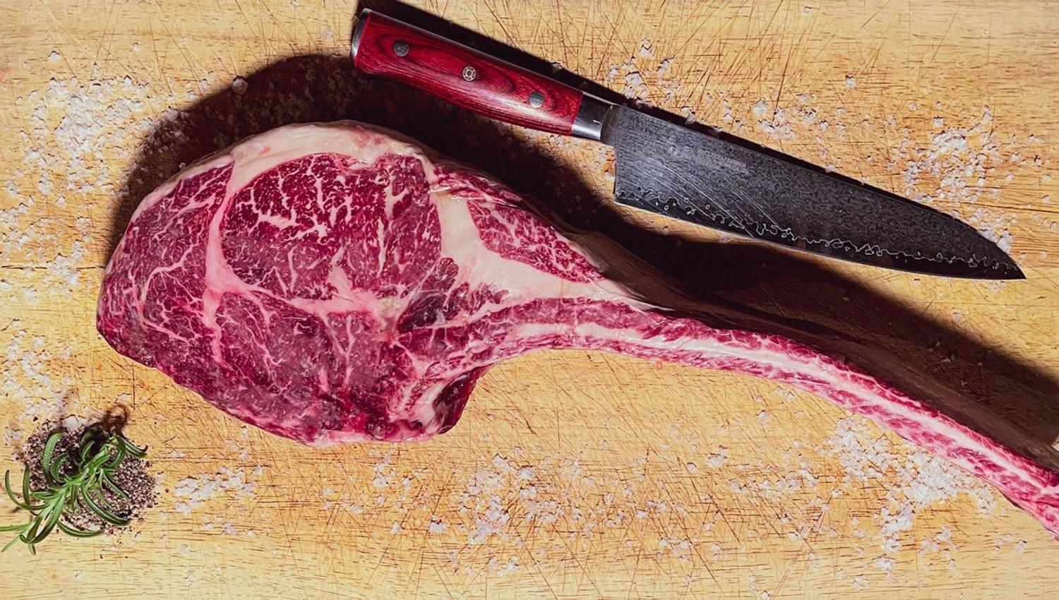 Meat Tomahawk