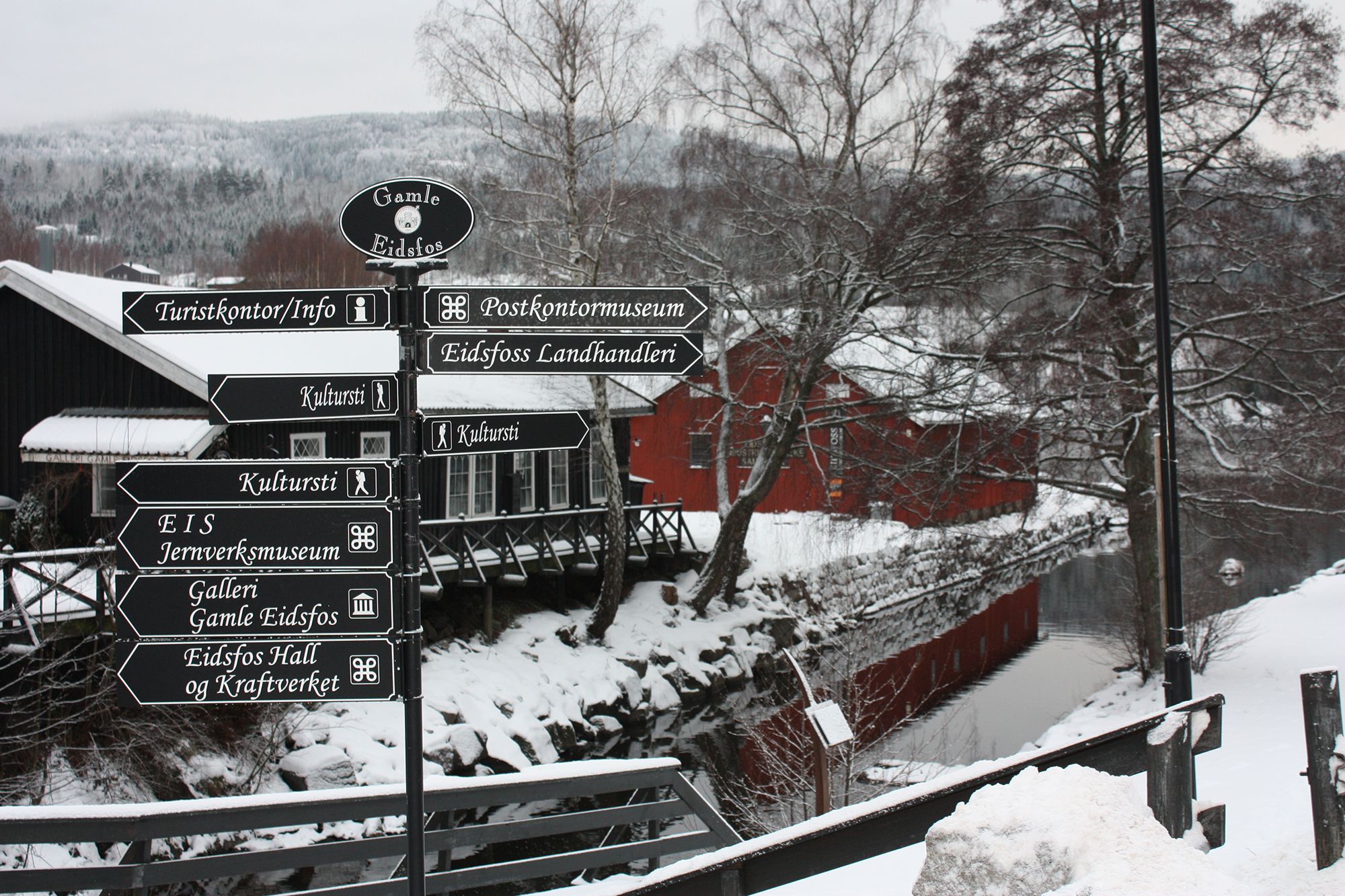 Skilt i snømotiv