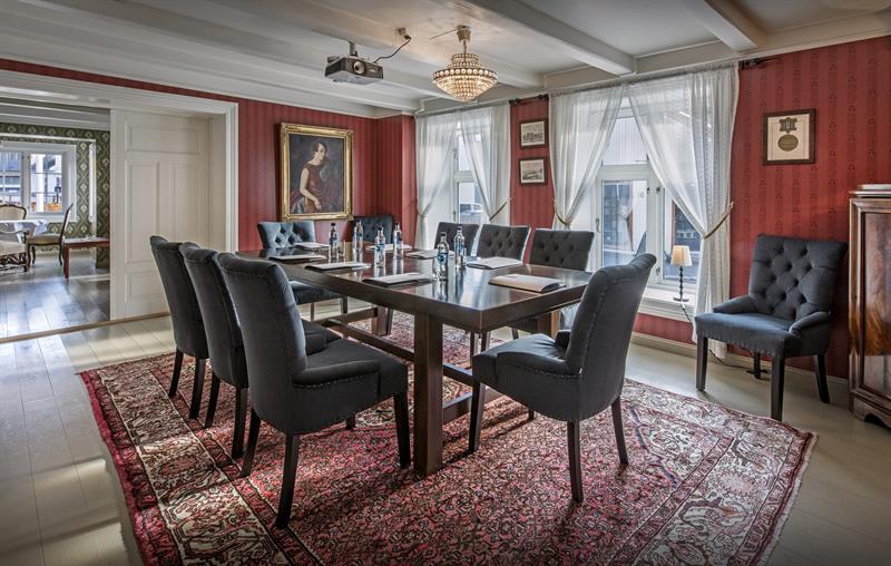 Dining group