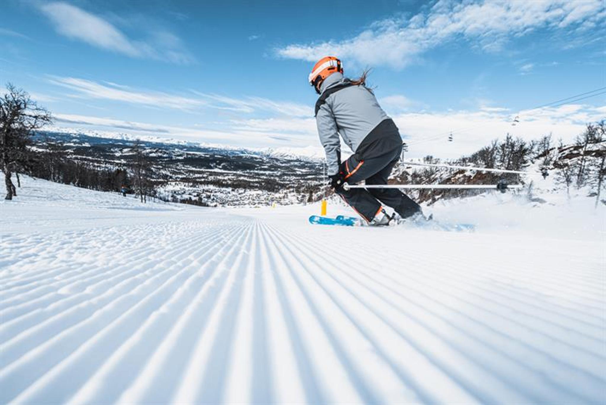 downhill skiing at Rauland ski center 