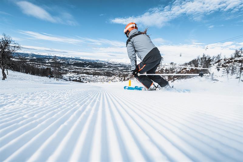 downhill skiing at Rauland ski center