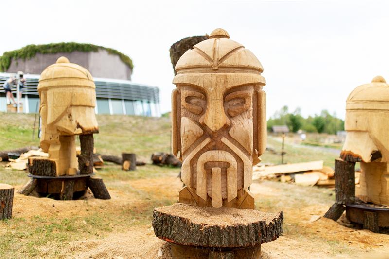 Utskjæringer av vikinger