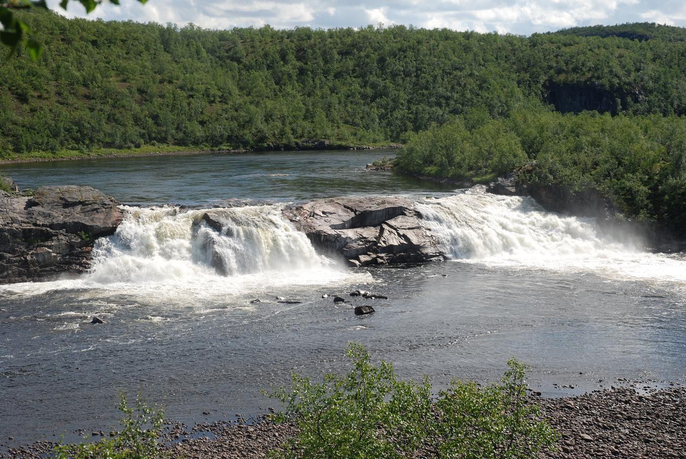 Pikefossen falls