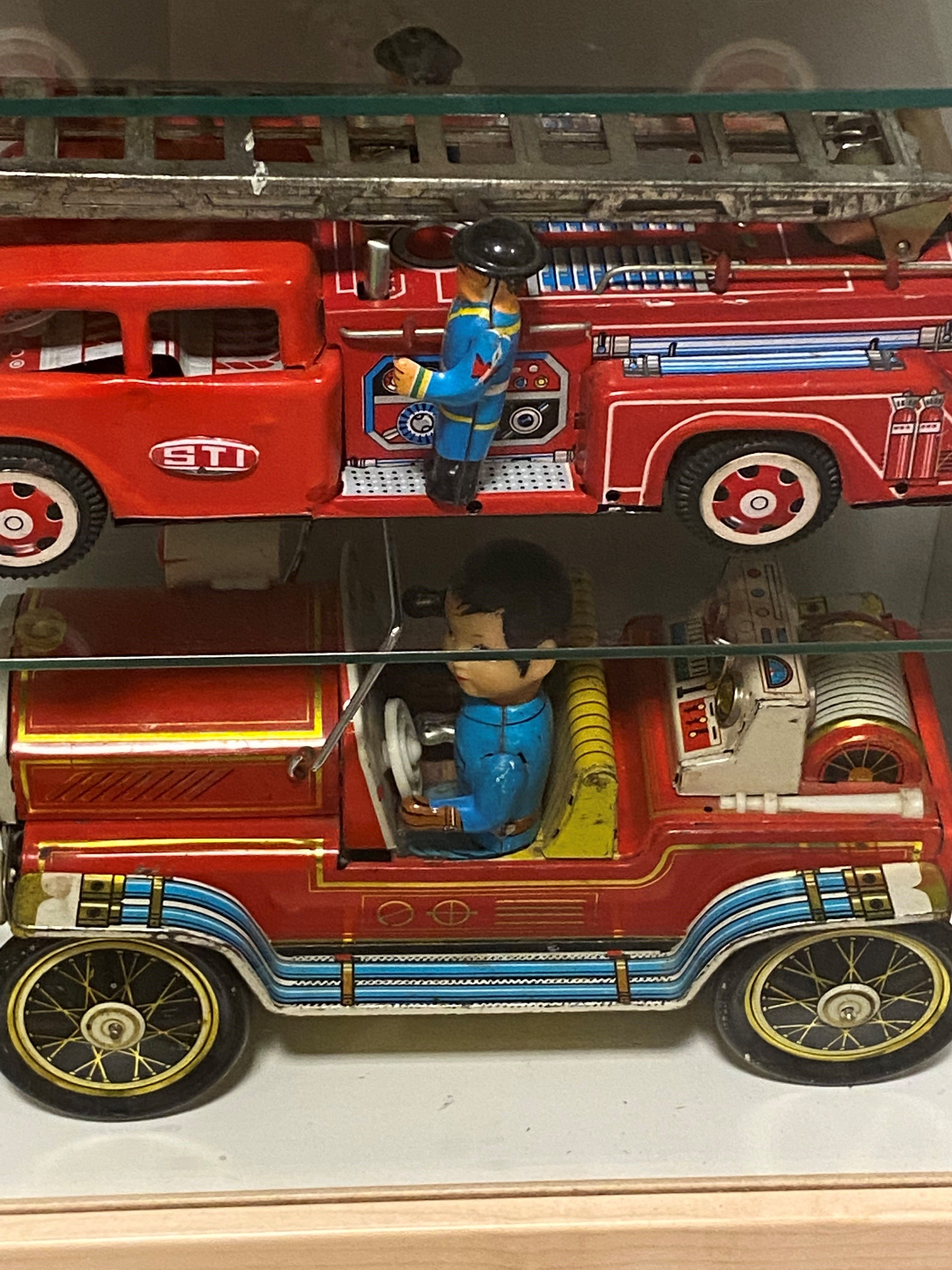 Tiny cars