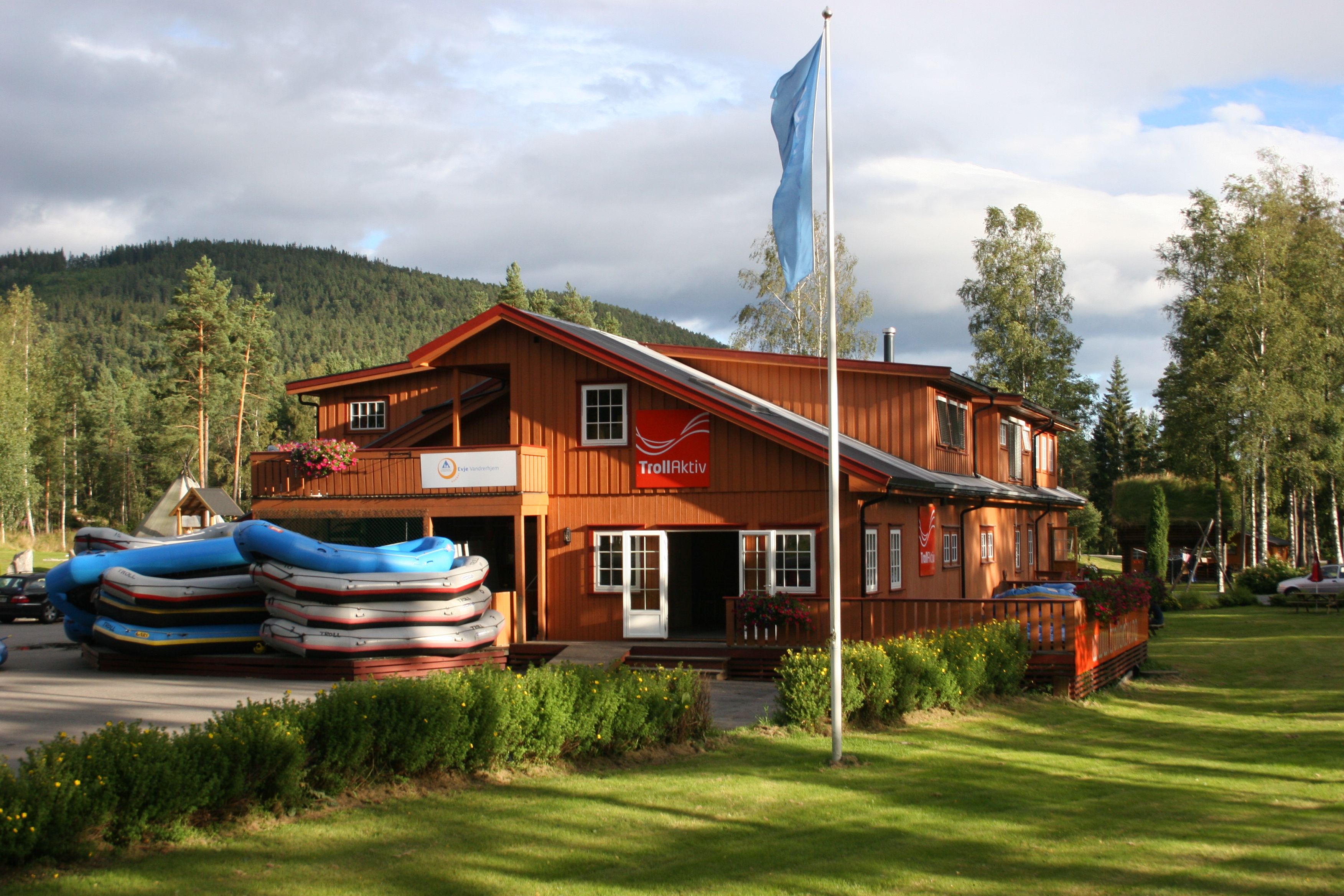 Troll Aktiv Rafting Senter